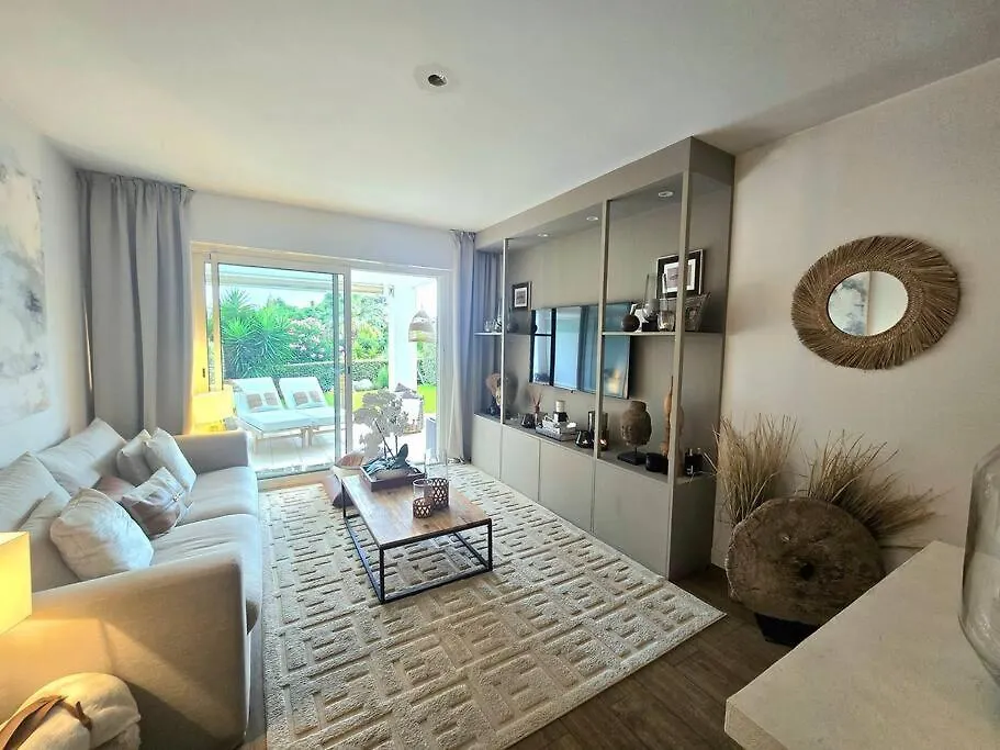 Appartamento T2 Rdj Saint Raphael Front De Mer Francia